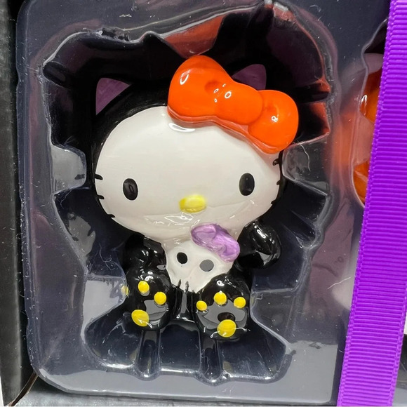 Blue Sky Clayworks x Sanrio Hello Kitty Halloween Black Cat Salt Pepper Shakers - Picture 7 of 12